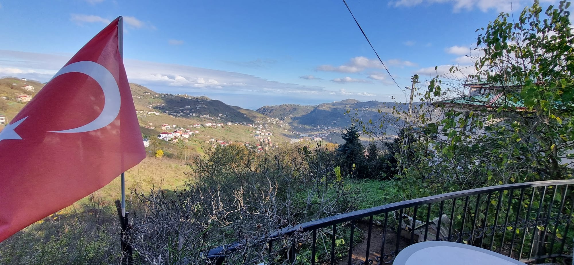 MABEL GAYRİMENKUL GÜRBULAK'TA SATILIK VİLLA + 2.400 M2 ARSA